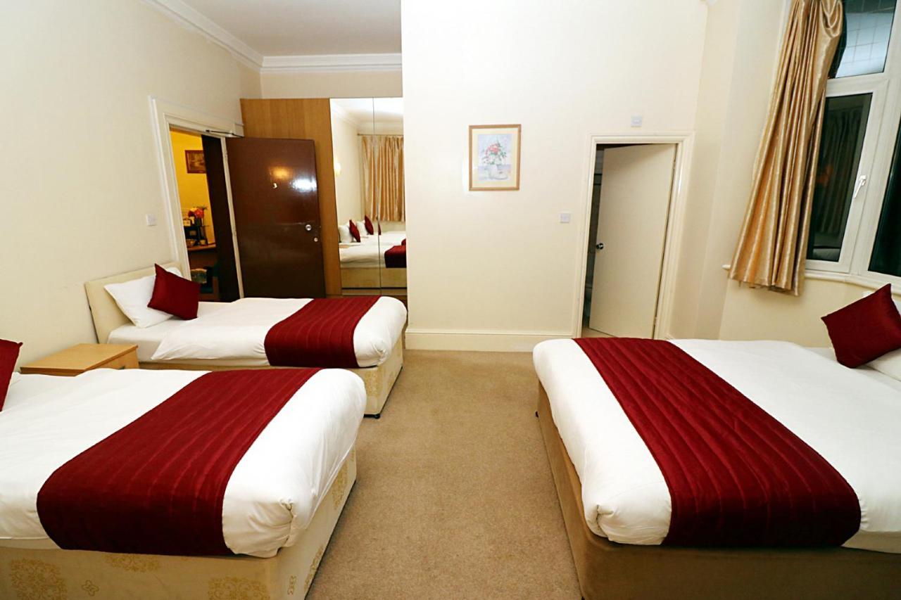 Gatwick Inn ฮอร์เลย์ ภายนอก รูปภาพ